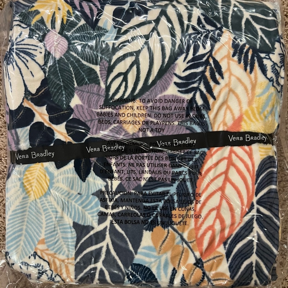 Vera Bradley Palm Floral & Leaf Design Throw Blanket
